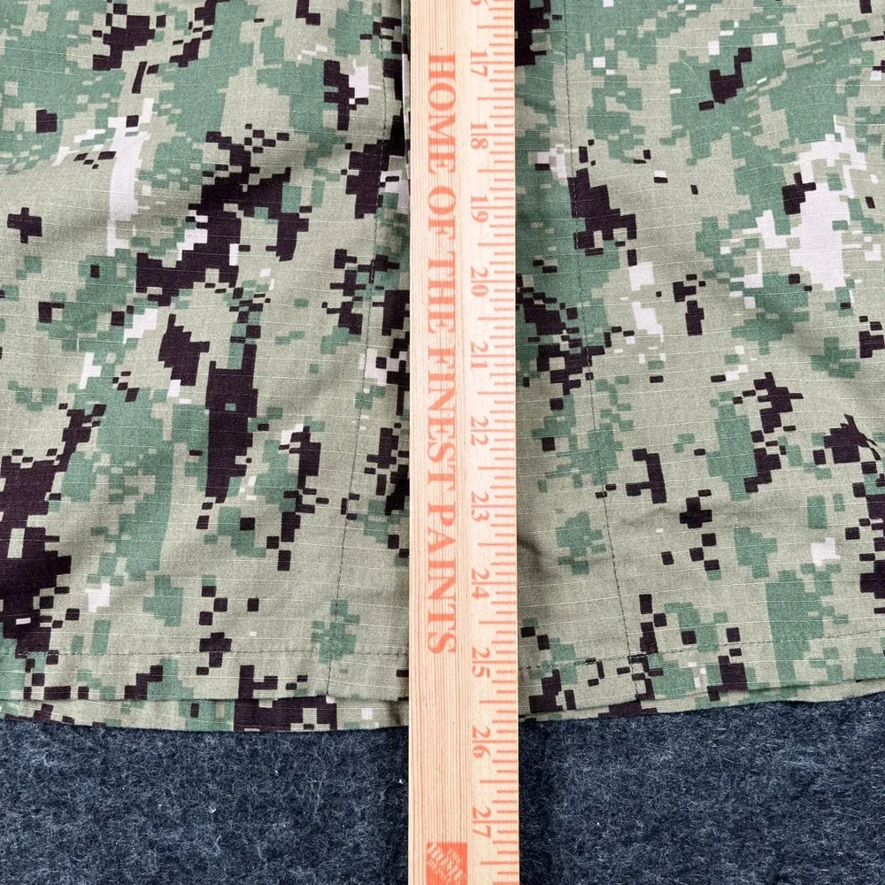 US Navy NWU Type III Jacket Mens 32 Short Green Camouflage Flap Pockets Gorpcore